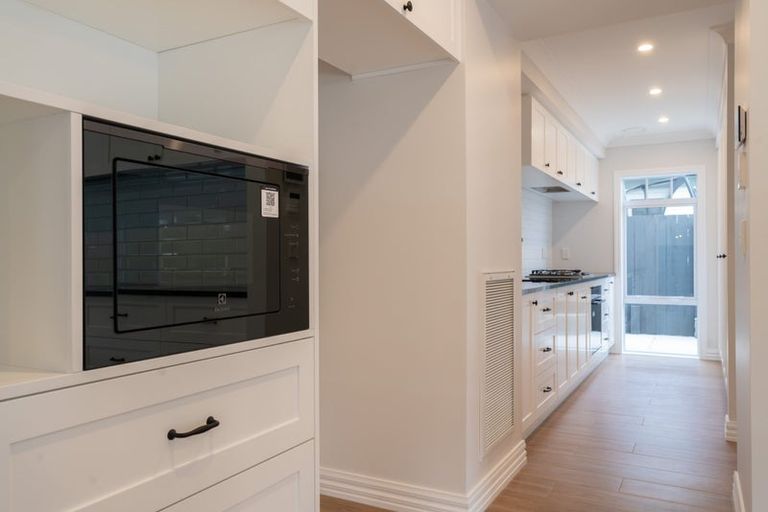 Photo of property in 28 Farnworth Terrace, Churton Park, Wellington, 6037