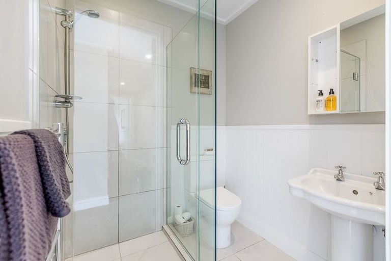 Photo of property in 373 Paremoremo Road, Paremoremo, Auckland, 0632