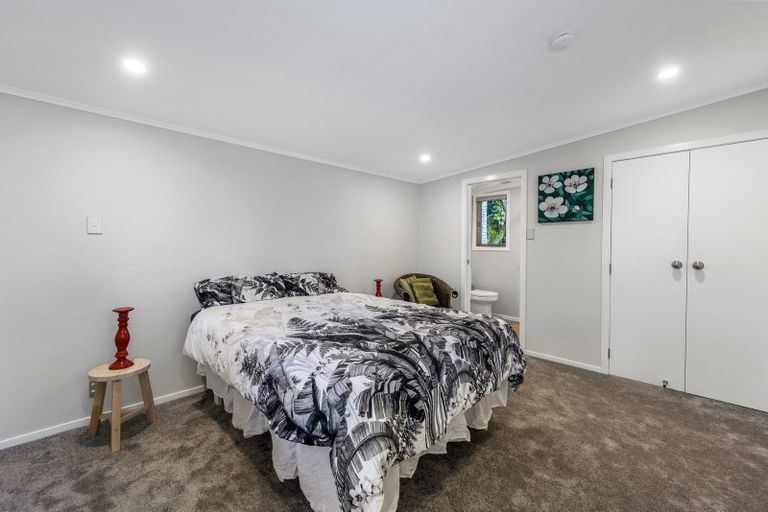 Photo of property in 45 Park Road, Titirangi, Auckland, 0604