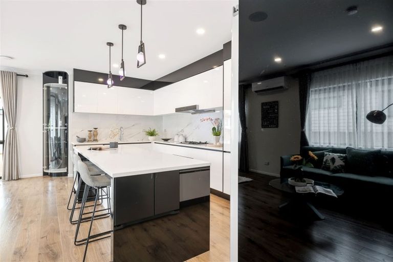 Photo of property in 12 Arahanga Road, Flat Bush, Auckland, 2019