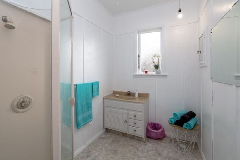 Photo of property in 422 High Street South, Carterton, 5713