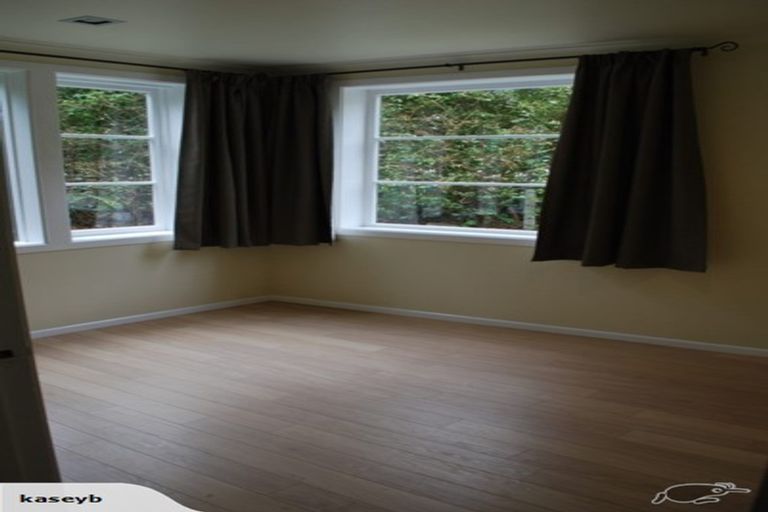 Photo of property in 3 Hill Grove, Naenae, Lower Hutt, 5011