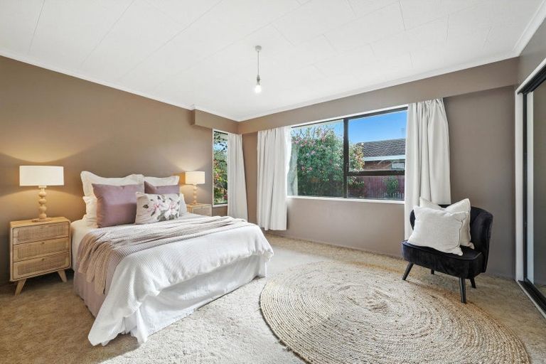 Photo of property in 12 Kinley Street, Rangiora, 7400