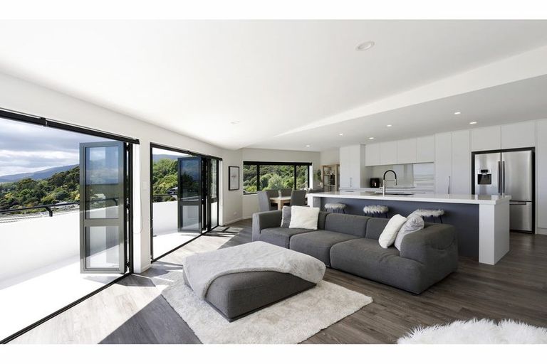 Photo of property in 16 Windleborn Place, Richmond, 7020