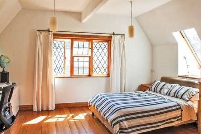 Photo of property in 10 Mersey Street, Island Bay, Wellington, 6023