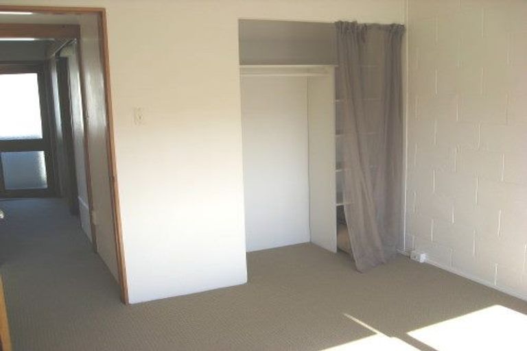 Photo of property in Melksham Towers, 902/131 Brougham Street, Mount Victoria, Wellington, 6011