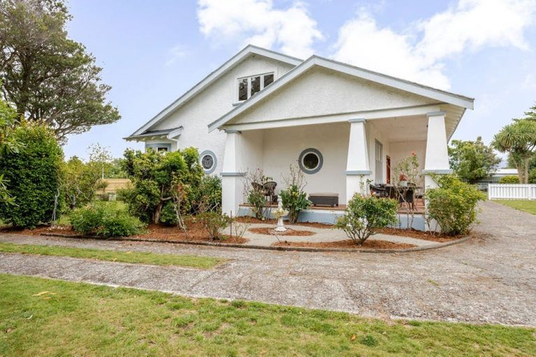 Photo of property in 39 Guy Street, Dannevirke, 4930