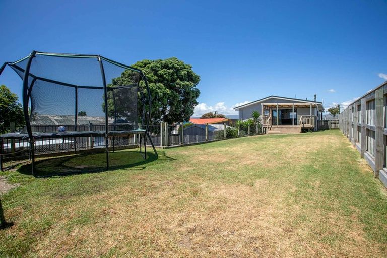 Photo of property in 35 Gawler Street, Te Horo Beach, Otaki, 5581