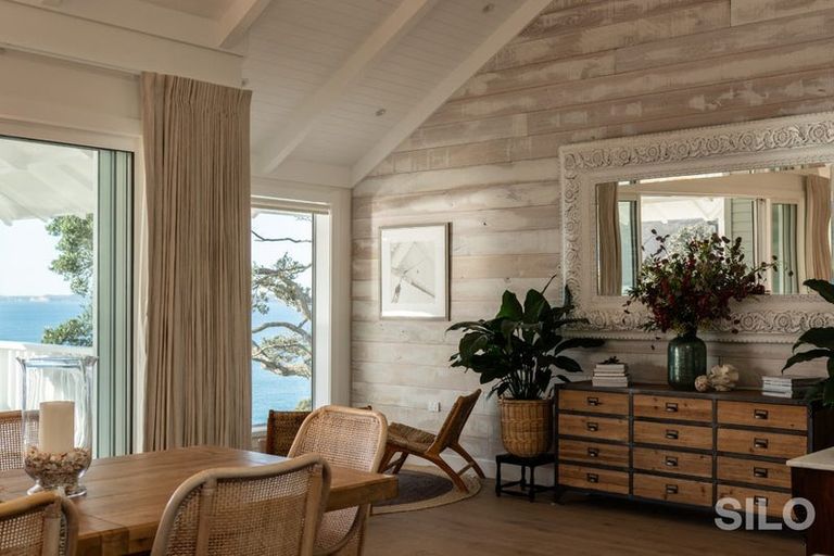 Photo of property in 41 Ocean View Road, Hatfields Beach, Orewa, 0931