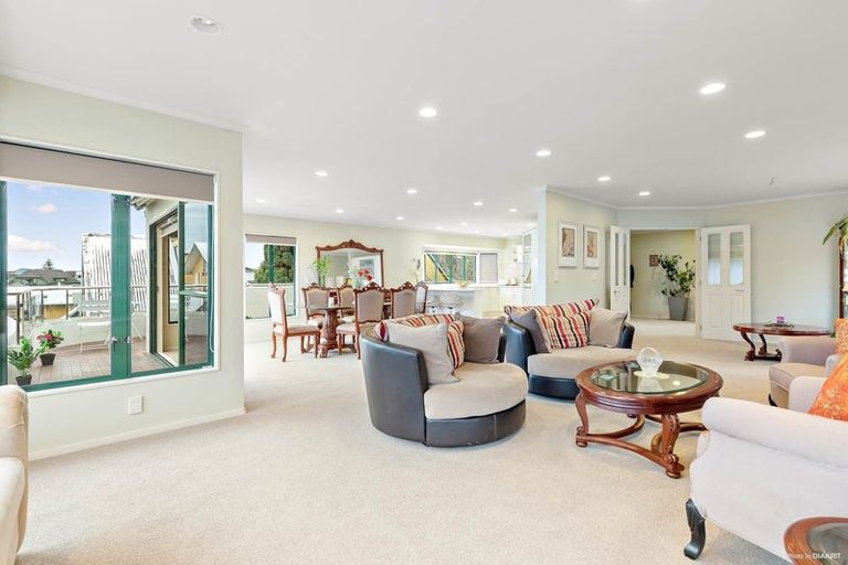 Photo of property in 3/43 The Parade, Bucklands Beach, Auckland, 2012