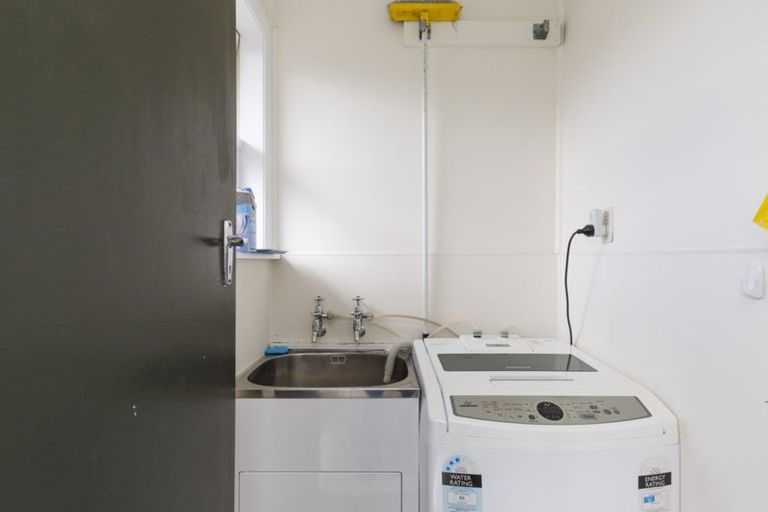 Photo of property in 17 Kaituna Street, Milson, Palmerston North, 4414