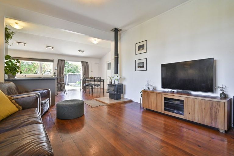 Photo of property in 815 Churchill Street, Akina, Hastings, 4122