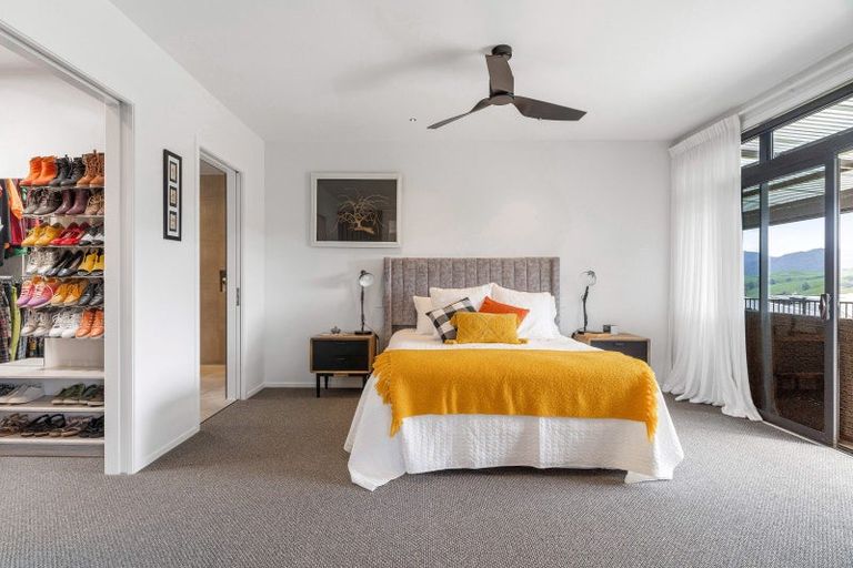 Photo of property in 1 Rewarewa Rise, Whangamata, 3691