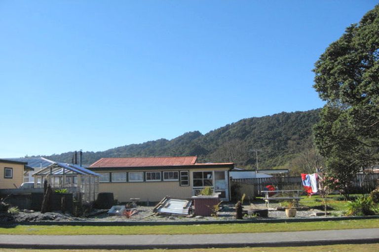 Photo of property in 95 Ward Street, Cobden, Greymouth, 7802