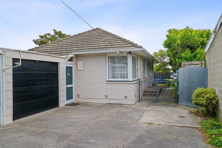 Photo of property in 2/118 Estuary Road, South New Brighton, Christchurch, 8062
