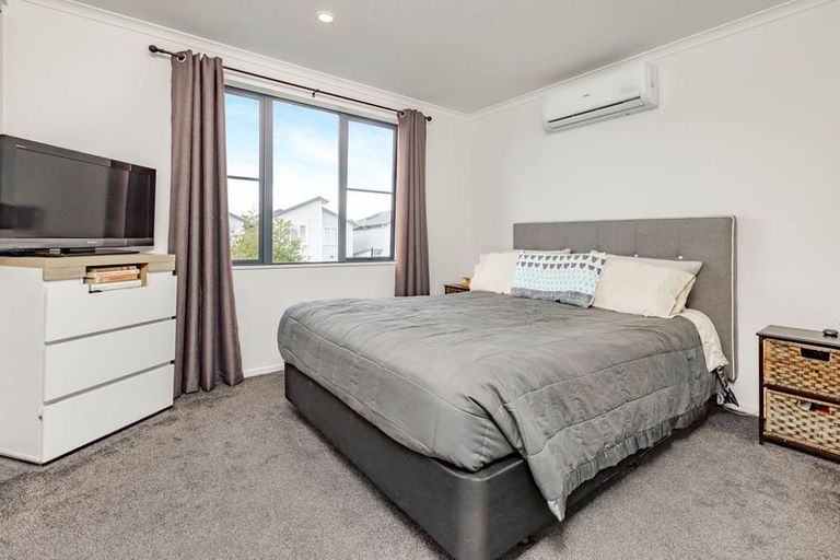 Photo of property in 65 Saddleback Crescent, Papakura, 2110