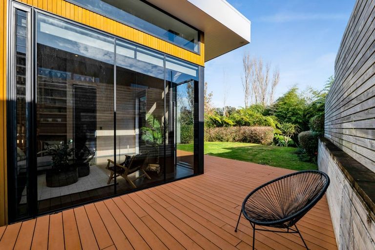 Photo of property in 82d Smart Road, Glen Avon, New Plymouth, 4312