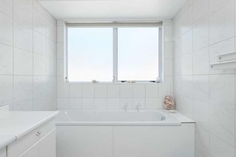 Photo of property in 836 Gladstone Road, Te Hapara, Gisborne, 4010