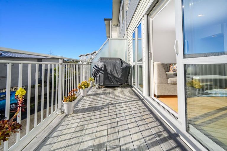 Photo of property in 3/15 Andersons Road, Oteha, Auckland, 0632