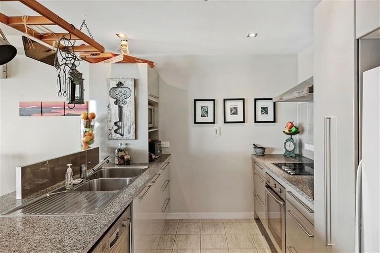 Photo of property in Northridge Apartments Stage Z, 5/22 Hospital Terrace, Hospital Hill, Napier, 4110