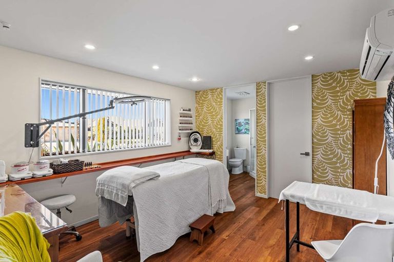 Photo of property in 39 Pegasus Main Street, Pegasus, 7612