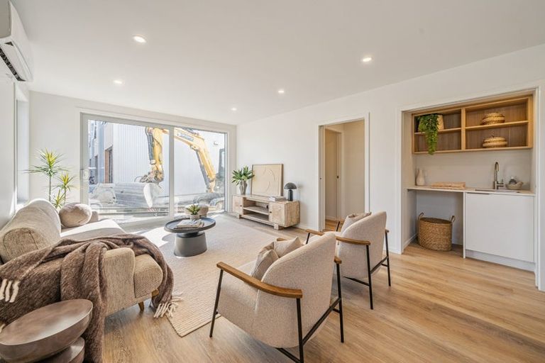 Photo of property in 11 Collingwood Street, Waterloo, Lower Hutt, 5011