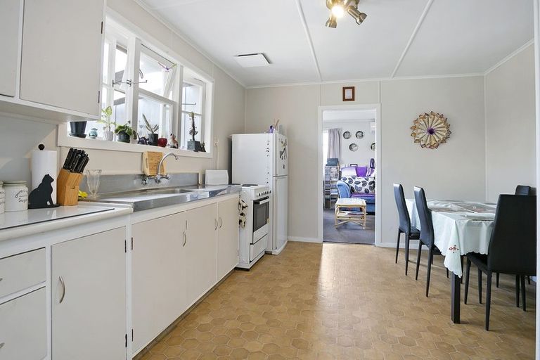 Photo of property in 190 Balmoral Drive, Tokoroa, 3420