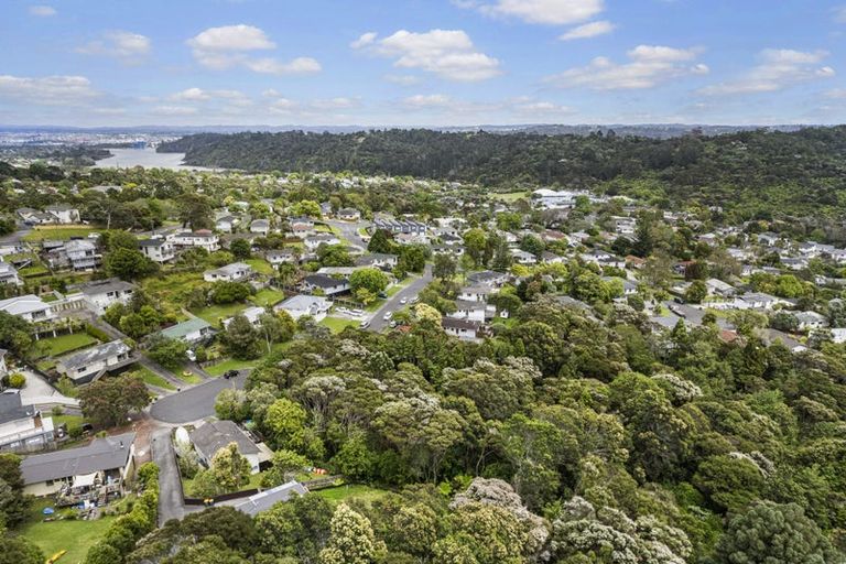 Photo of property in 20a Bonito Place, Bayview, Auckland, 0629