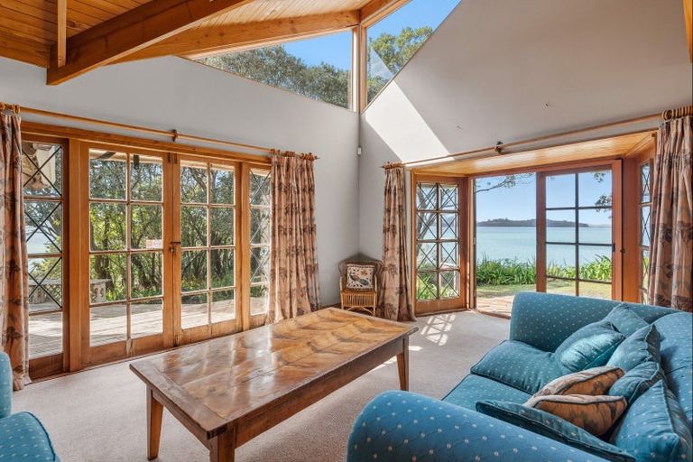 Photo of property in 958e Whangarei Heads Road, Parua Bay, 0174