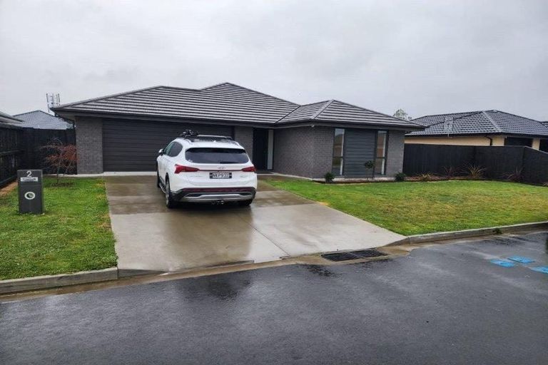 Photo of property in 2 Tara Crescent, Woodend, 7610