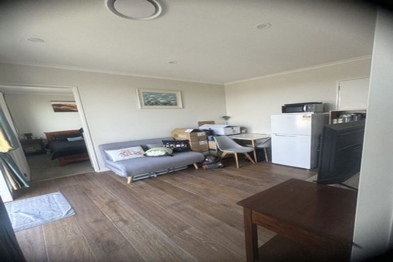 Photo of property in 17 Keshvara Road, Beachlands, Auckland, 2018