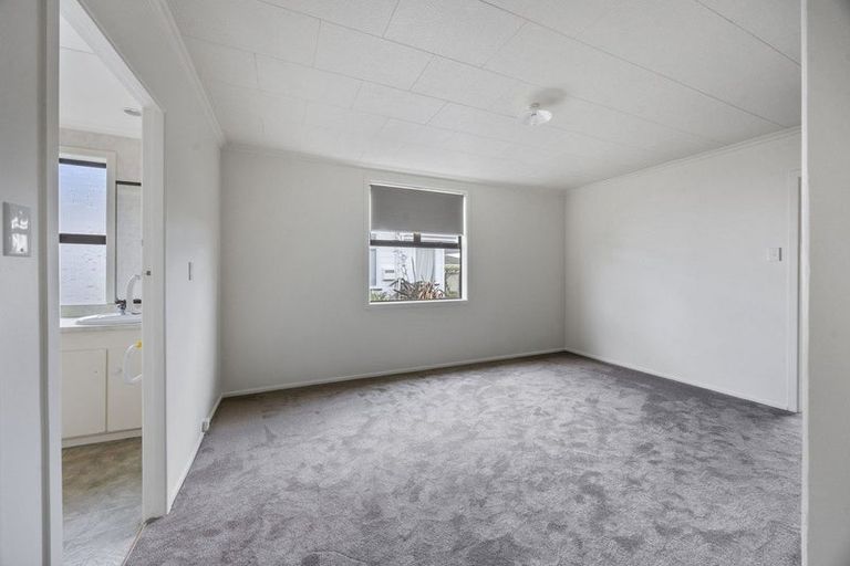 Photo of property in 86 Albion Street, Hawera, 4610