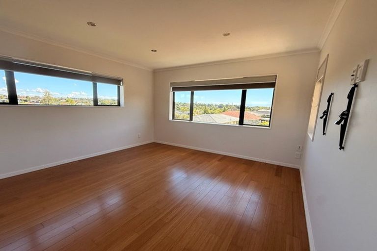Photo of property in 135a Moore Street, Hillcrest, Auckland, 0627