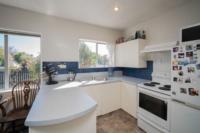 Photo of property in 2/14 Kawau Crescent, Bromley, Christchurch, 8062