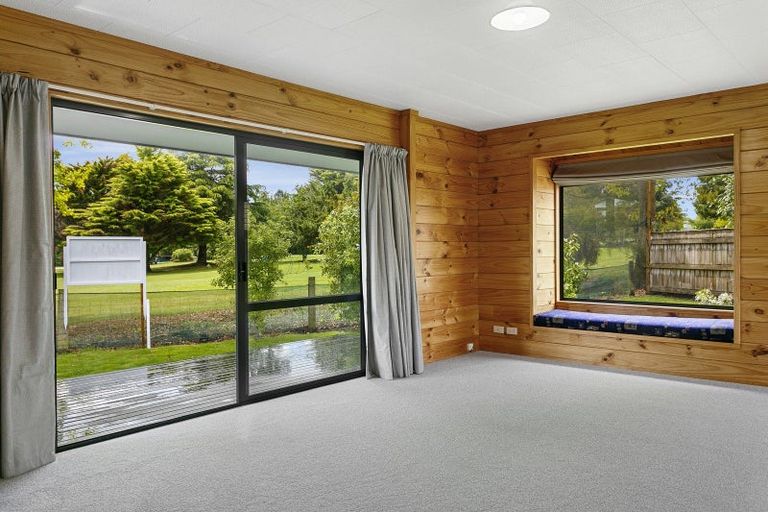 Photo of property in 4 Yasmin Lane, Kinloch, Taupo, 3377