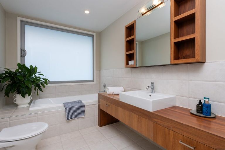 Photo of property in 3a Kowhai Road, Mairangi Bay, Auckland, 0630