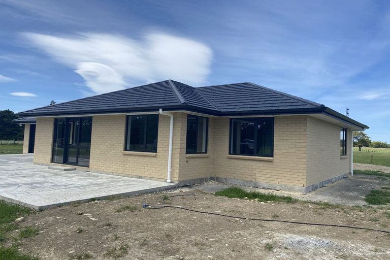 Photo of property in 909 State Highway 2, Opaki, Masterton, 5881
