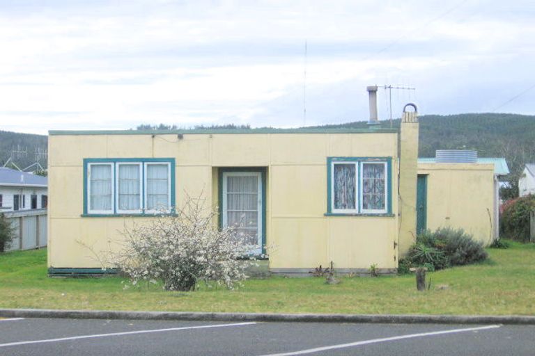 Photo of property in 110 Lincoln Road, Whangamata, 3620