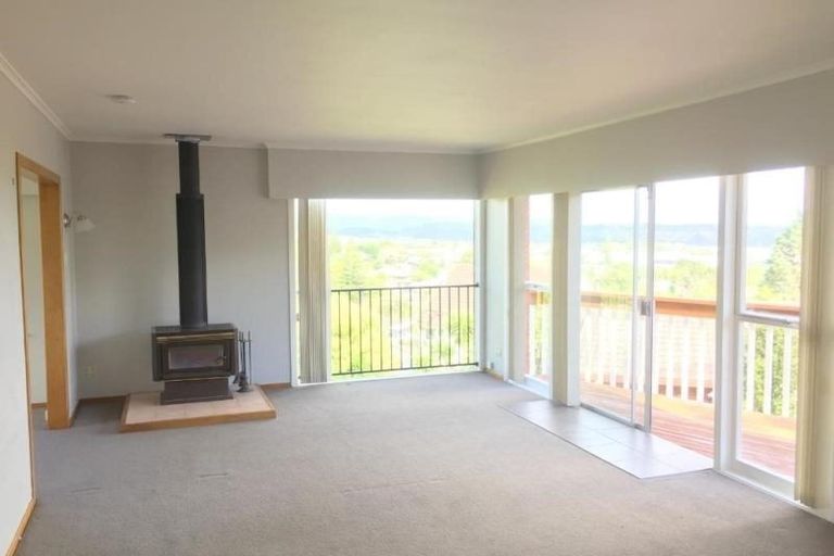 Photo of property in 1/13 Sunhill Road, Sunnyvale, Auckland, 0612