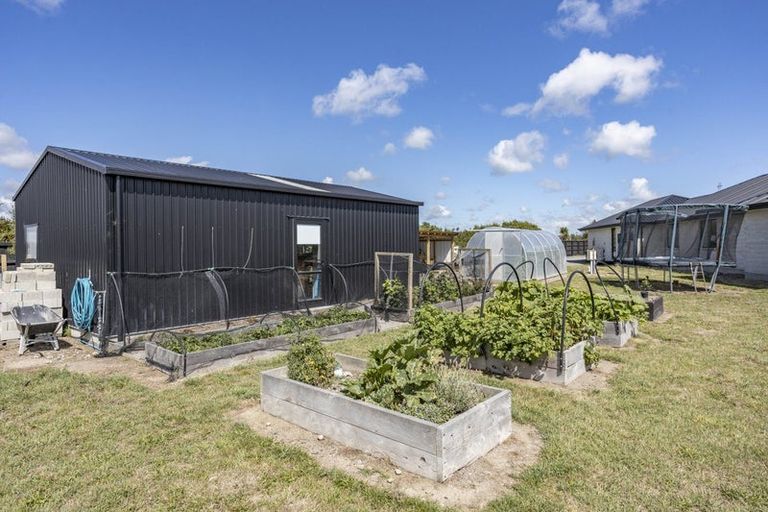 Photo of property in 14 Braeburn Crescent, Swannanoa, Kaiapoi, 7692