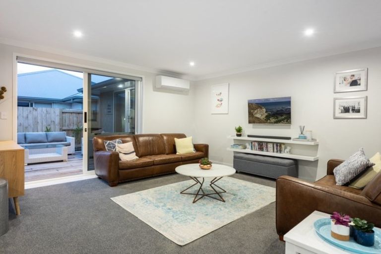 Photo of property in 9 Rotomanu Place, Pyes Pa, Tauranga, 3112