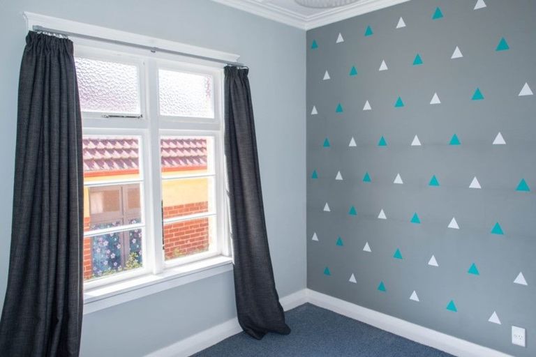 Photo of property in 79 Middleton Road, Kew, Dunedin, 9012