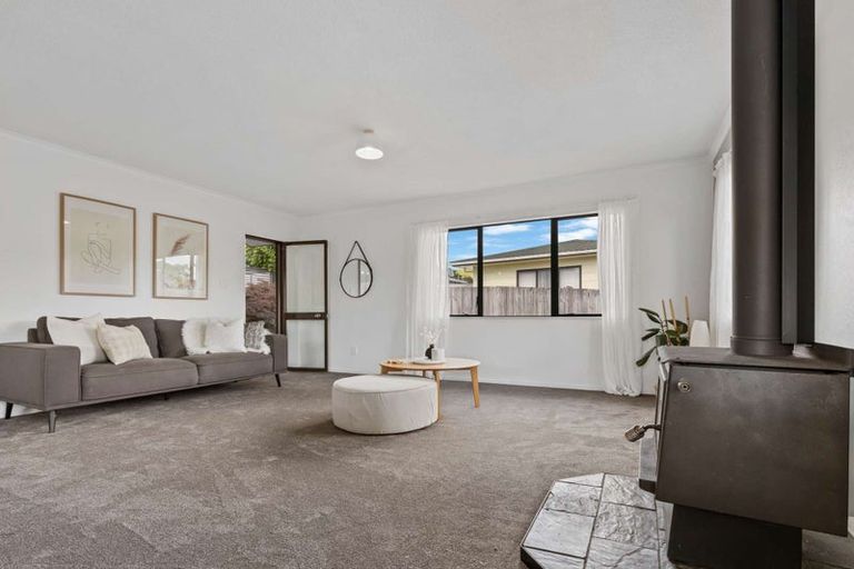 Photo of property in 25 Blomfield Street, Pukehangi, Rotorua, 3015