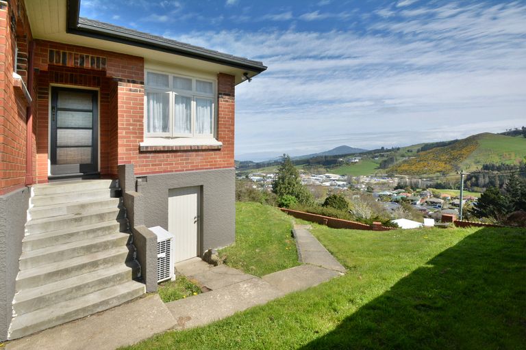 Photo of property in 273 Kenmure Road, Kenmure, Dunedin, 9011