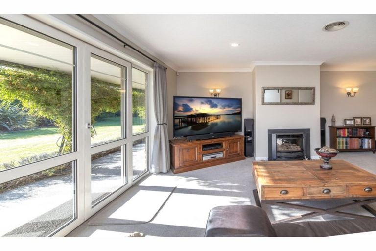 Photo of property in 14 Faith Place, West Melton, Christchurch, 7675