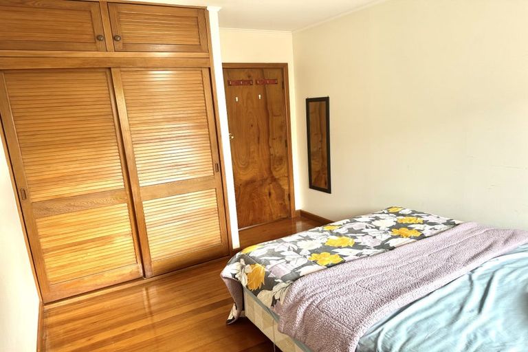 Photo of property in 7 Glenora Place, Hornby, Christchurch, 8042