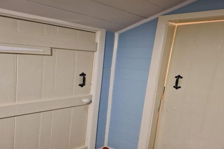 Photo of property in 8 Queen Street, Springfield, 7681