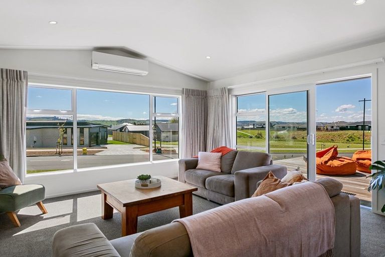 Photo of property in 25 Harakeke Drive, Wharewaka, Taupo, 3330