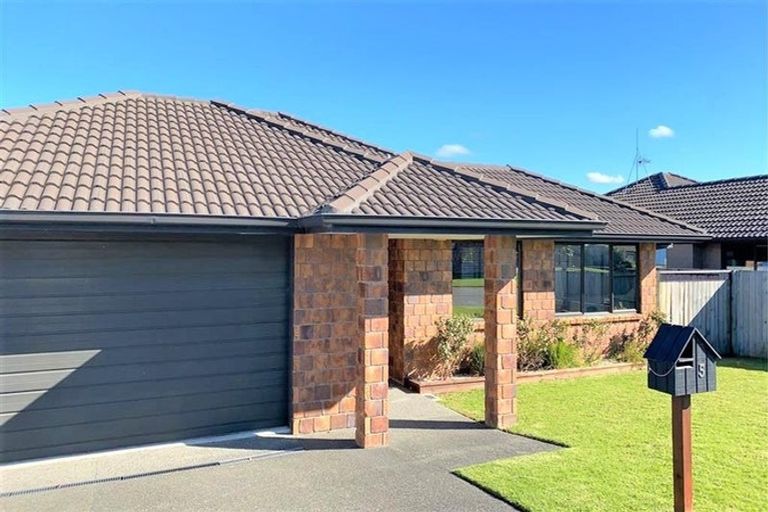 Photo of property in 5 Gina Way, Welcome Bay, Tauranga, 3112