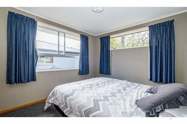 Photo of property in 24 Paul Street, Waimate, 7924